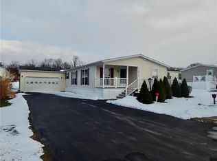 6295 Lambert St #666, Victor, NY 14564
