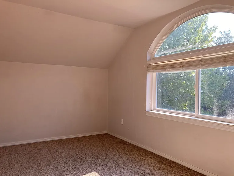 2512 Daisy Dr — Photo 12