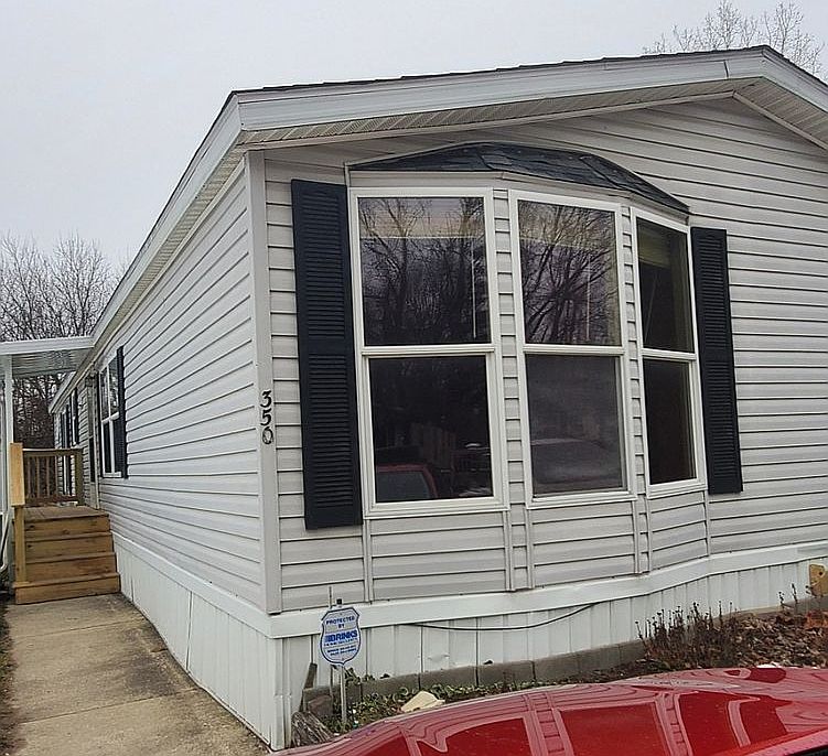 1st image of 350 Laurent Ln