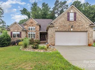 1589 Essex Hall Dr, Rock Hill, SC 29730