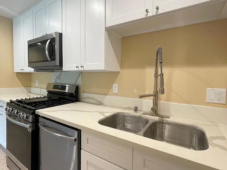 618 Sunfish Way — Photo 13