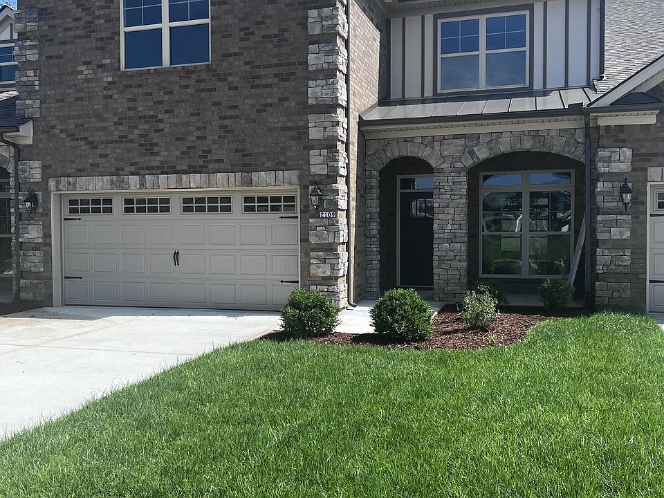 1st image of 2092 Leamington Ln