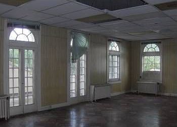 5th image of 913 Jena St