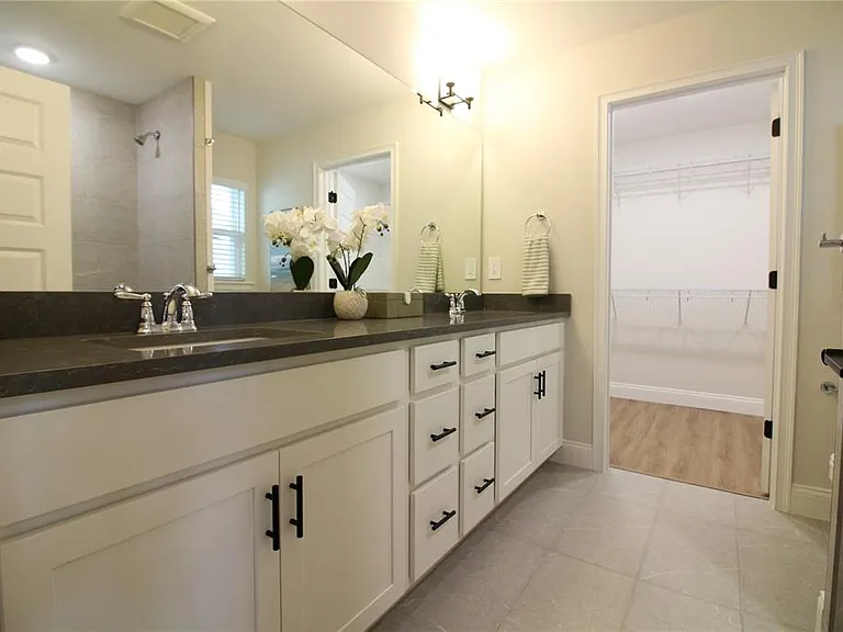 1242 Dorothy St — Photo 17