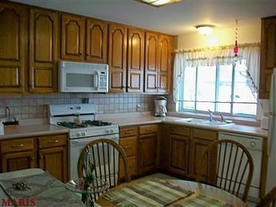 4th image of 1588 Matlock Dr