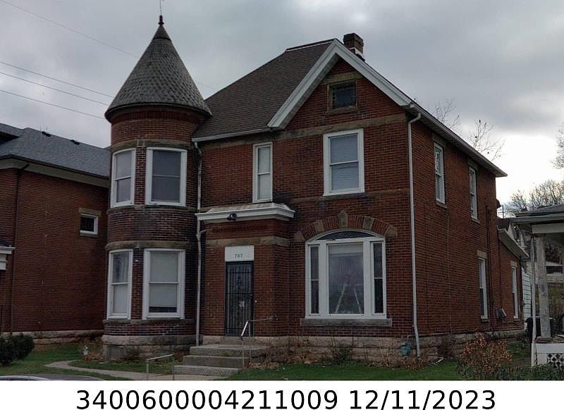 1st image of 707 W High St #4