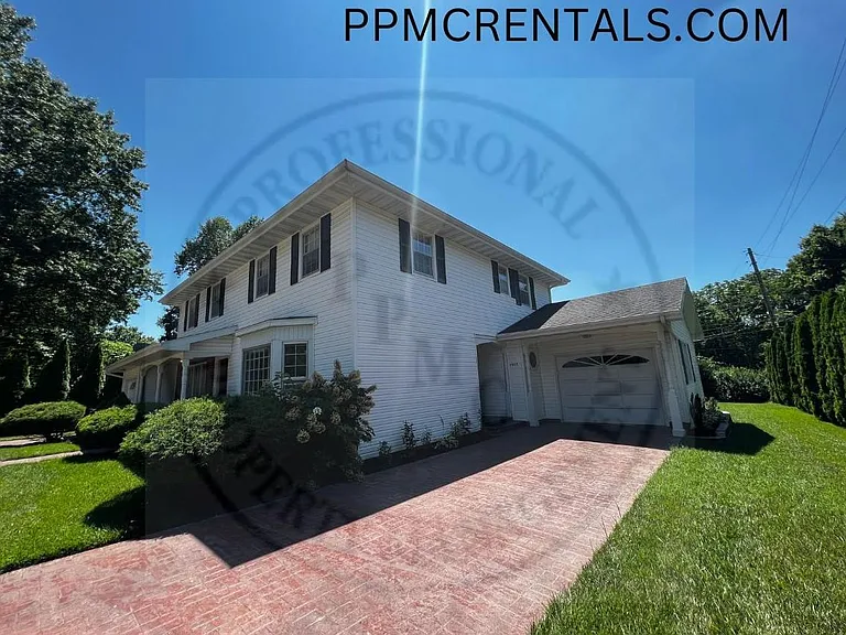 1905 S Ventura Ave — Photo 28