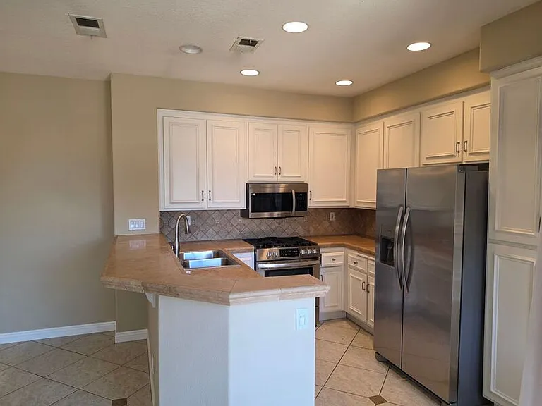 28436 Yosemite Dr — Photo 13