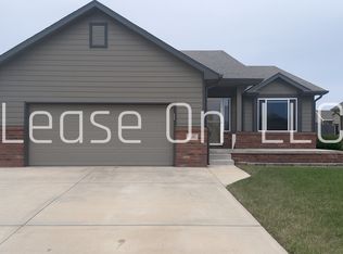 5841 N Millsboro Cir, Park City, KS 67219