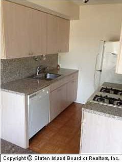 5th image of 629A Laconia Ave #629A