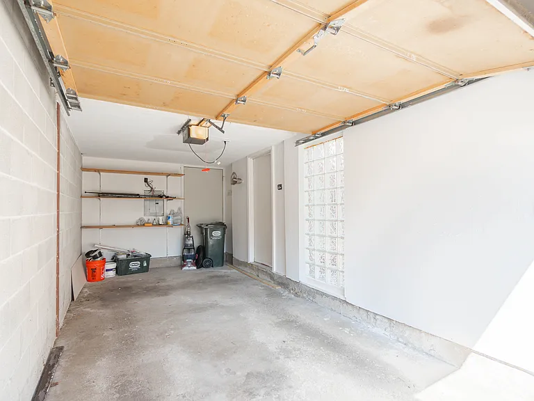 1781 W Altgeld St #O — Photo 17