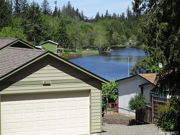 5th image of 1831 SE Crescent Dr