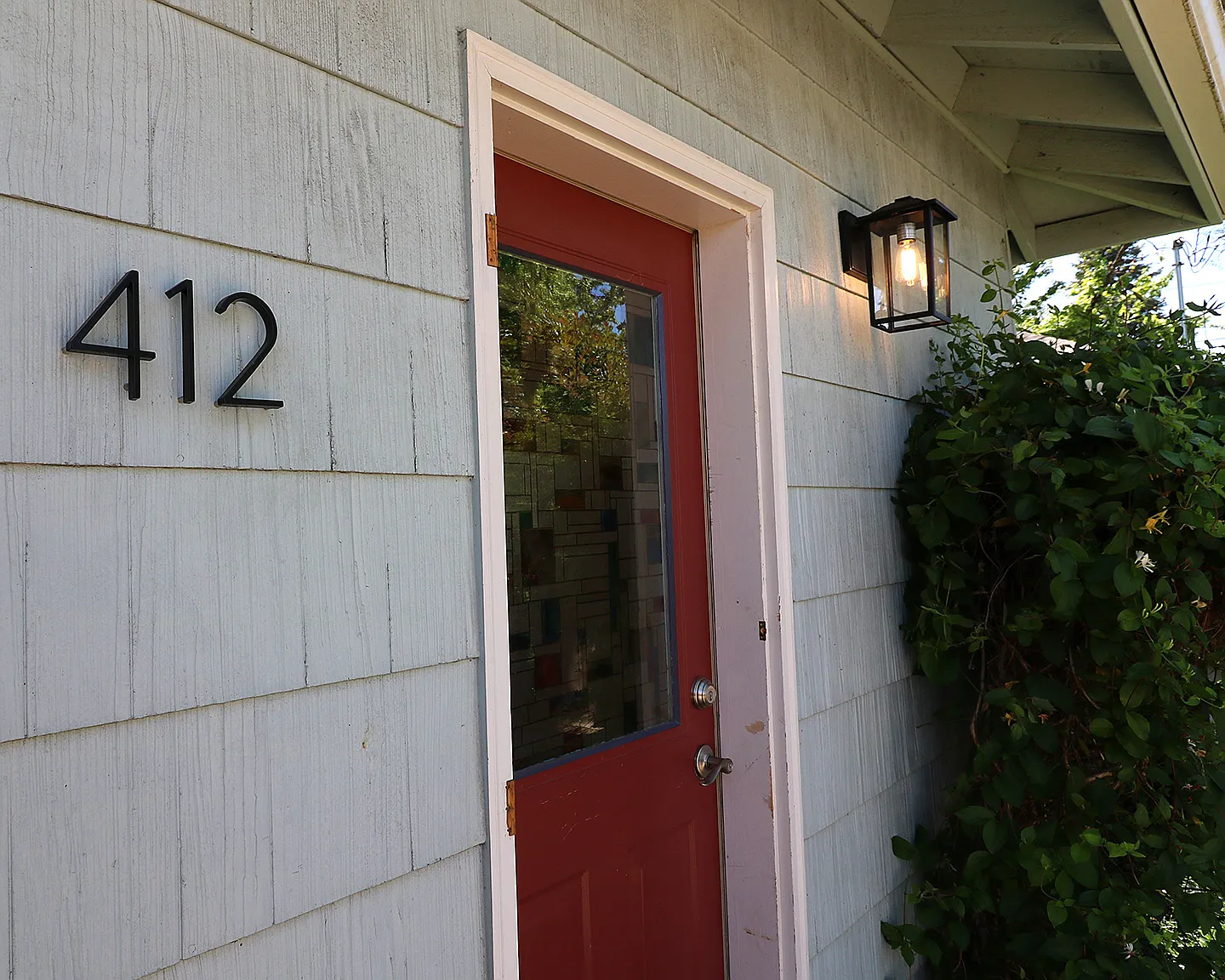 Studio, 240 sqft, $800 — Photo 1