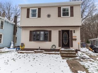 10054 Smith St, Lake City, PA 16423