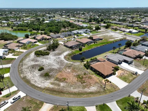 17 Medalist Way #516, Rotonda West, FL 33947