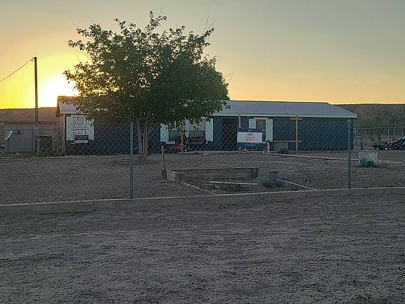 3rd image of 286 Ocotillo St