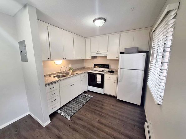 1988 Brewster St #1998-204