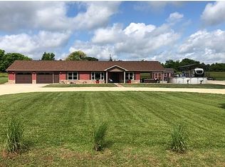 331 Madison Dr, Bismarck, MO 63624