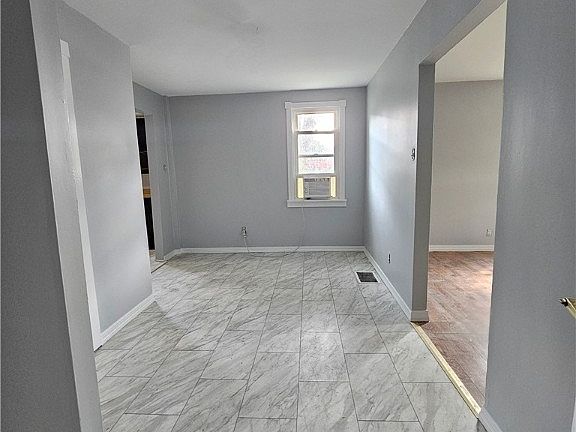 4th image of 55 N Elm St