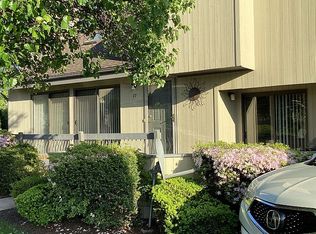 17 Spencer St, Somerset, NJ 08873