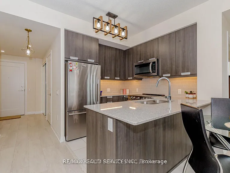 35 Watergarden Dr #2517 — Photo 7