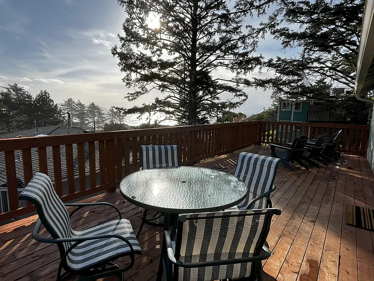 1560 Chinook Ave #1 — Photo 3