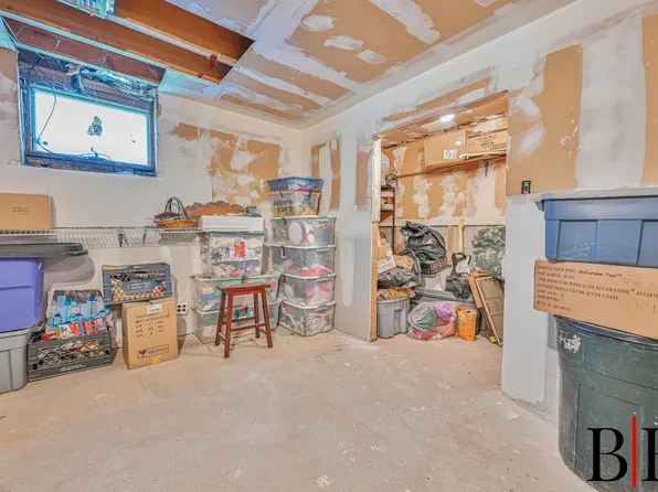 2150 Royce Street image 23 of 36