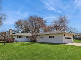 2201 Tamarack Ln, Burnsville, MN 55337
