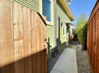 844 52nd St, Emeryville, CA 94608