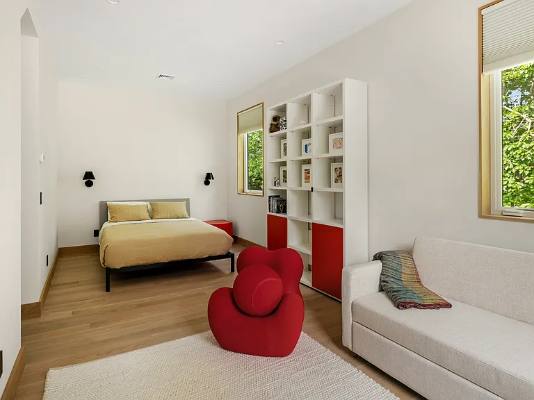 19 Hillside Ave — Photo 18