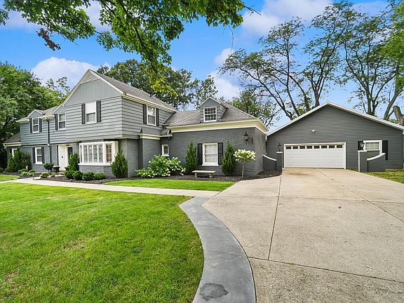 5th image of 2705 McGee Ave