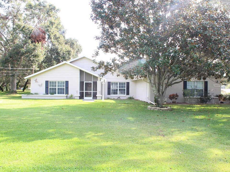 1st image of 18806 Rolling Oaks Dr