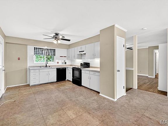 5th image of 13104 Fourposter Ct