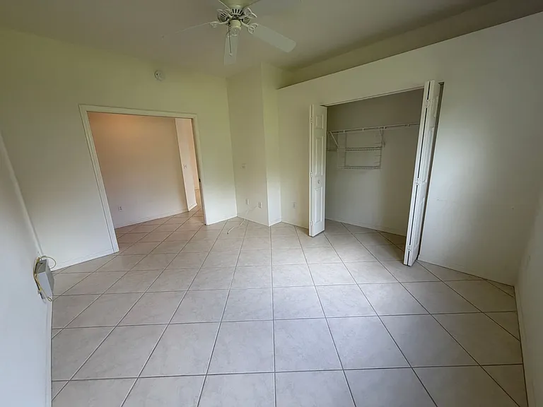 330 Robin Hood Cir #102 — Photo 21