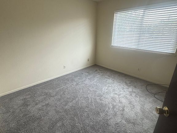 4th image of 4331 Gaddi Dr #4