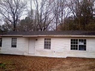 1457 Smith County Road 132, Raleigh, MS 39153