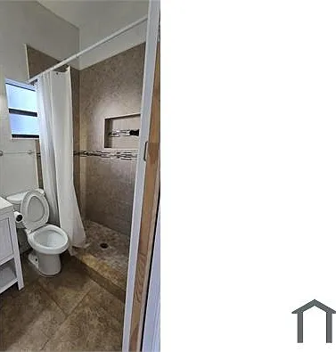 383 E 4th Ave #3 — Photo 2