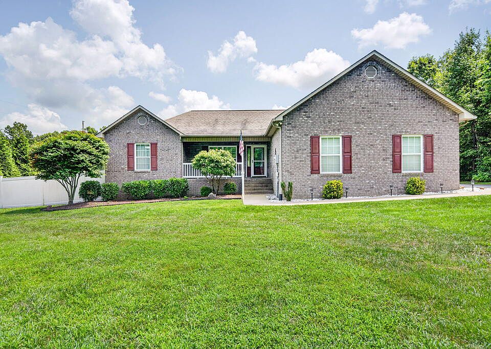 1st image of 591 Spruce Loop