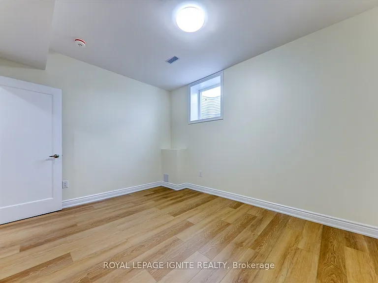 17 Winthrop Cres #BASEMENT — Photo 13
