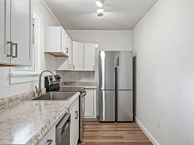 7324 Schley Ave — Photo 19