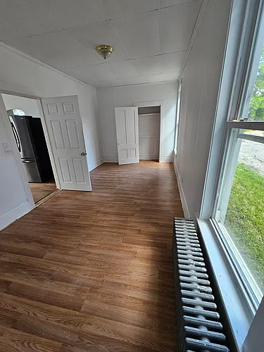 274 Pine St Photo 1