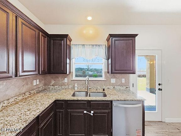 4th image of 7282 Camino Del Sol