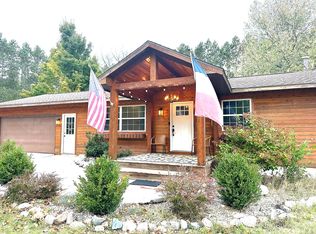 2943 N Reynolds Rd, Interlochen, MI 49643