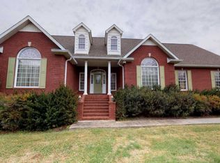 111 Smith Chapel Rd, Tullahoma, TN 37388