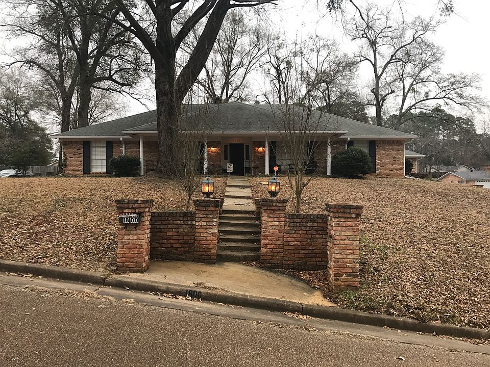 1st image of 1800 Greenway St