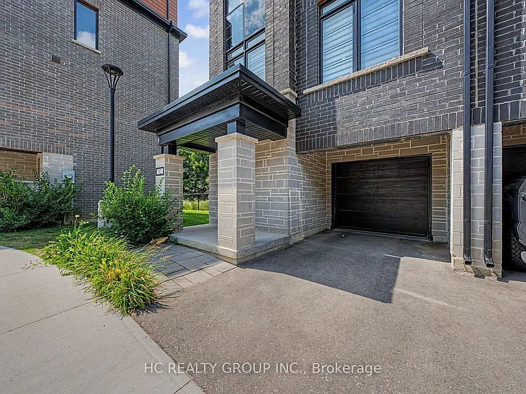 258 Hespeler Rd #32 — Photo 3