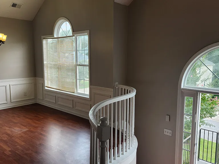927 Peel Castle Ln — Photo 8