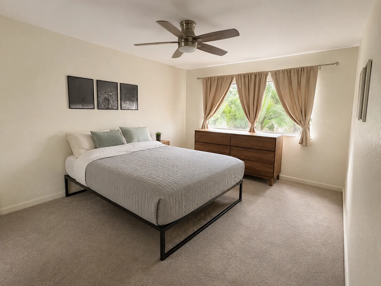 2 bed, 839 sqft, $2,850 — Photo 2