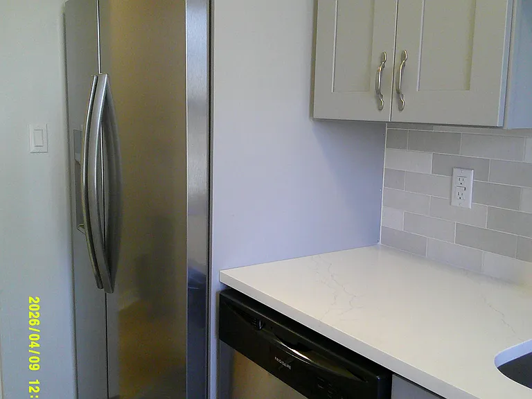 7 Bashford Ave #B — Photo 3