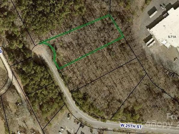 890 W 25th St, Newton, NC 28658